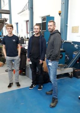 Standschwingversuch beim DLR